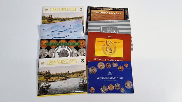 Lot 1108 - COIN SETS