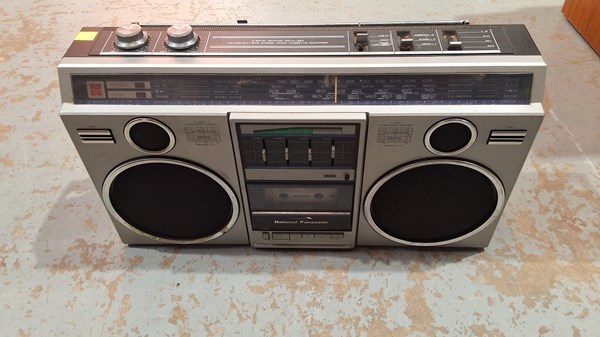 Lot 239 - BOOMBOX