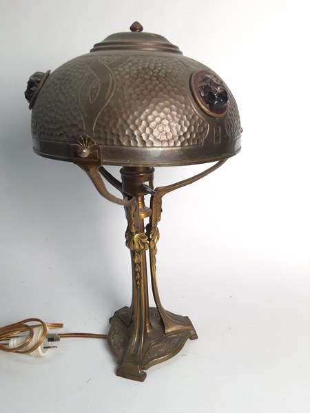 Lot 1372 - TABLE LAMP