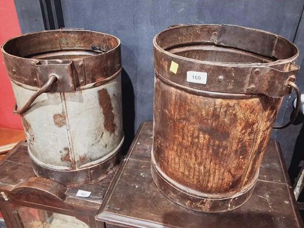 Lot 160 - BUCKETS