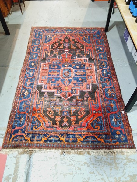 Lot 364 - RUG