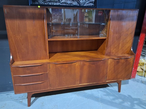 Lot 244 - WALL UNIT