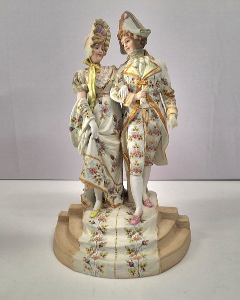 Lot 1222 - PORCELAIN FIGURINE