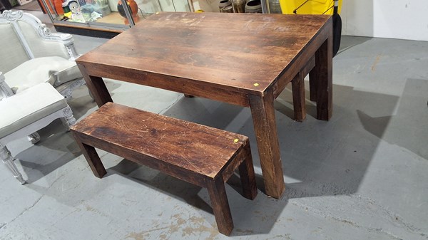 Lot 278 - HARDWOOD PATIO SETTING