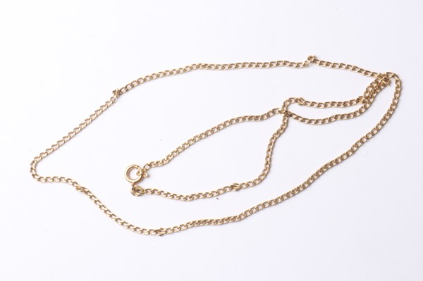 Lot 1070 - GOLD CHAIN