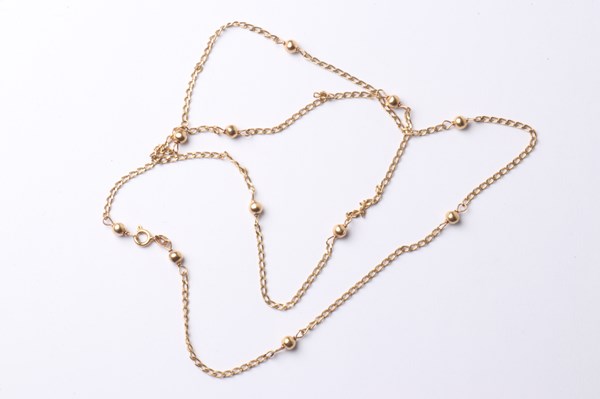 Lot 1028 - GOLD NECKLACE