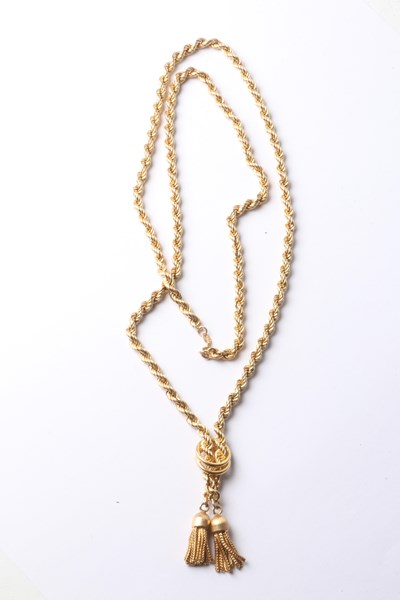 Lot 1044 - GOLD NECKLACE