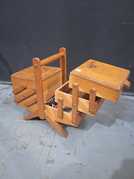 Lot 385 - SEWING CADDY