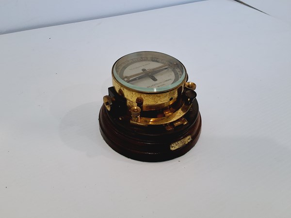 Lot 1099 - GALVANOMETER