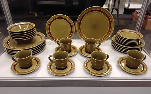 Lot 1224 - NORITAKE DINNERWARE