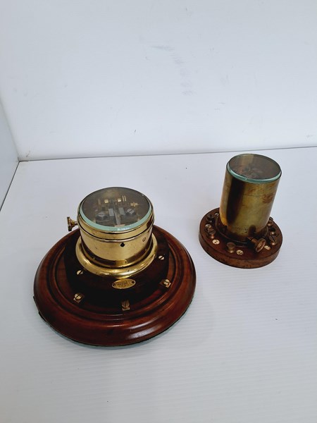 Lot 1100 - TELEGRAPH RELAYS