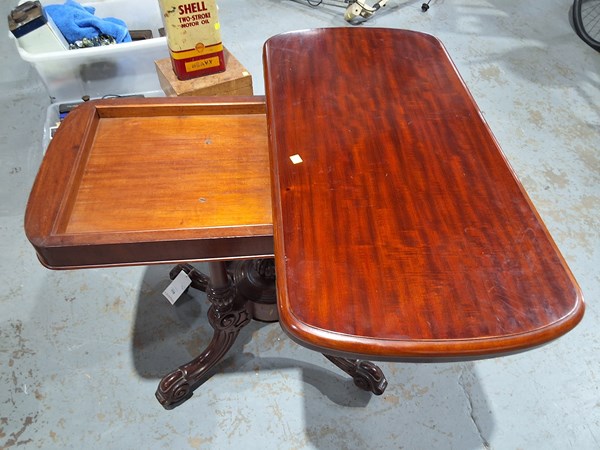 Lot 16 - GAMES TABLE