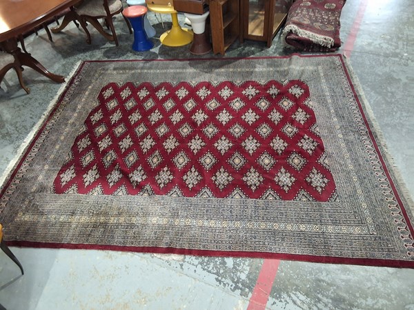 Lot 412 - PAKISTANI RUG