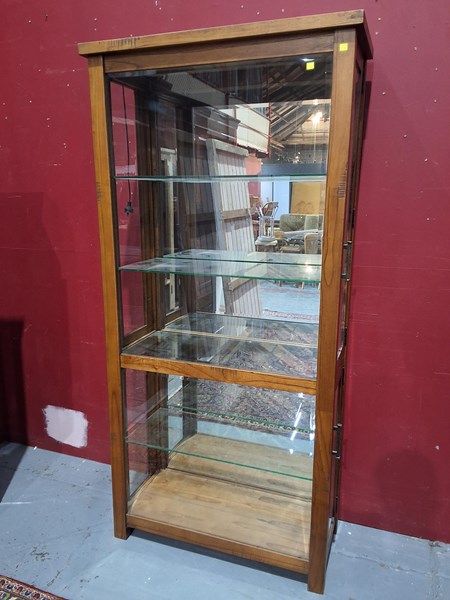 Lot 57 - DISPLAY CABINET