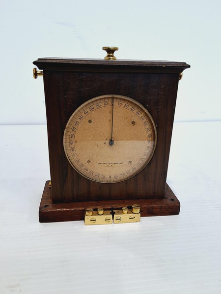 Lot 1087 - S.A.R. GALVANOMETER