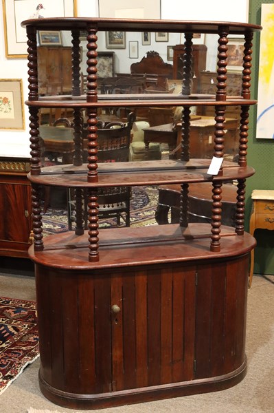 Lot 76 - SHOP DISPLAY SHELVES