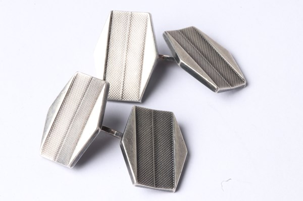 Lot 1059 - SILVER CUFFLINKS