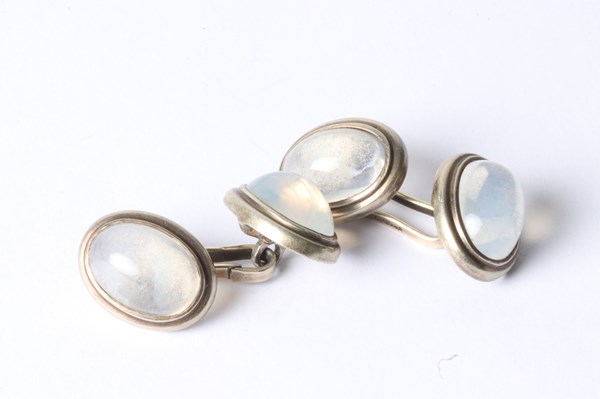 Lot 1060 - SILVER CUFFLINKS