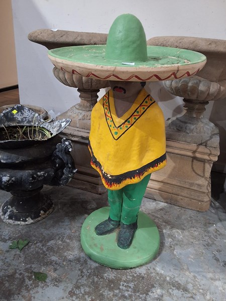 Lot 355 - MEXICAN BIRDBATH