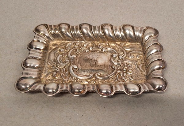 Lot 1049 - SILVER PIN TRAY