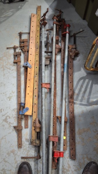 Lot 216 - SASH CLAMPS