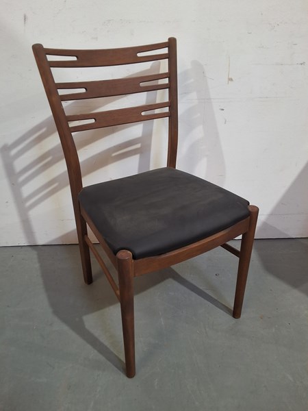 Lot 406 - SIDE CHAIR