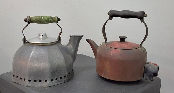 Lot 1320 - KETTLES