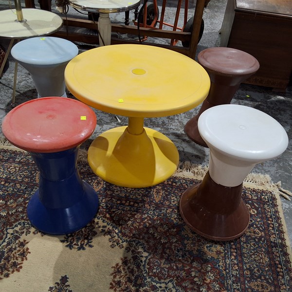 Lot 391 - CAROMA TABLE & STOOLS