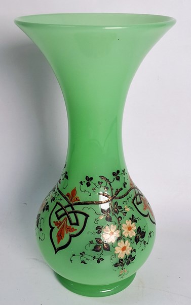 Lot 1394 - URANIUM GLASS VASE