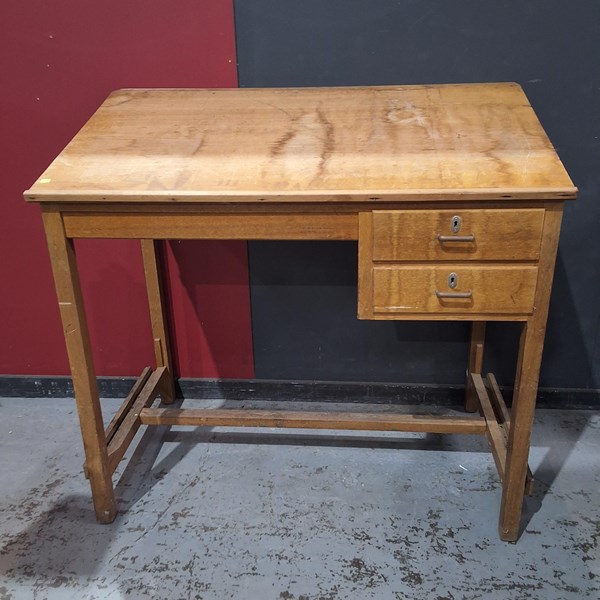 Lot 82 - CLERKS DESK