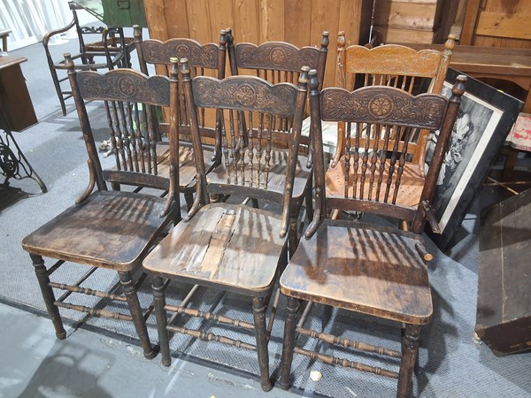 Lot 93 - CHAIR LOT