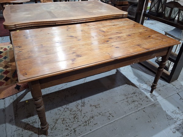 Lot 88 - PINE DINING TABLE