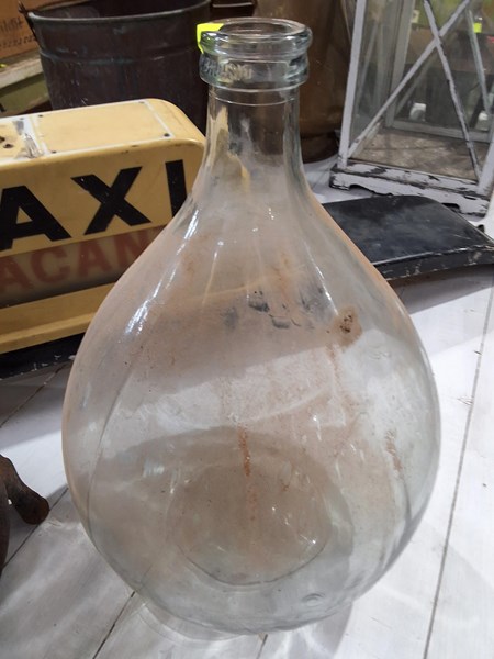 Lot 208 - CARBOY