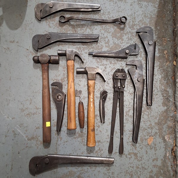 Lot 247 - HAND TOOLS