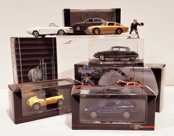 Lot 1442 - COLLECTABLE CARS