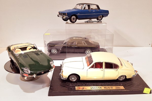 Lot 1415 - COLLECTABLE CARS