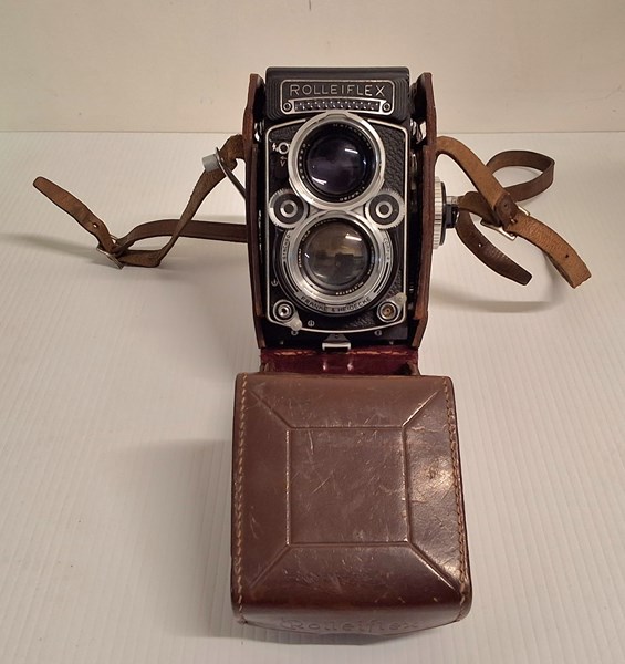 Lot 1179 - ROLLEIFLEX CAMERA