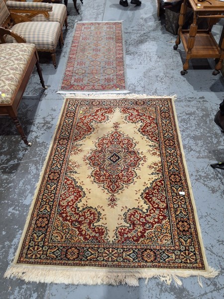 Lot 108 - RUGS