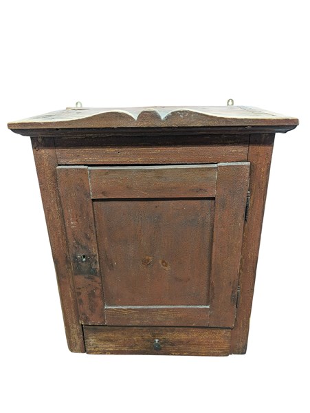 Lot 251 - HANGING CABINET