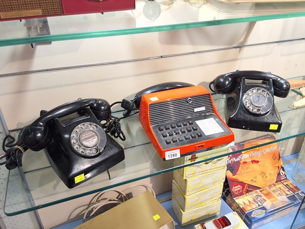 Lot 1280 - TELEPHONES