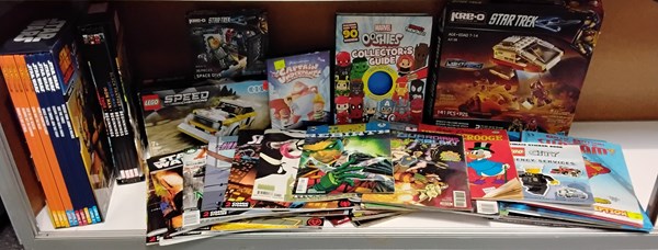 Lot 1225 - TOYS, BOOKS & MAGAZINES