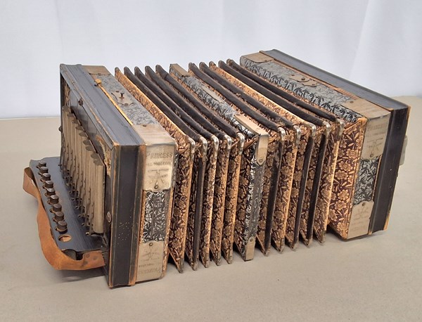 Lot 1280 - ACCORDION