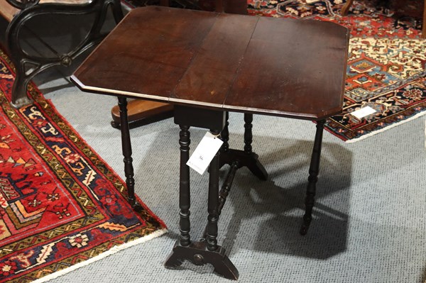 Lot 56 - DROPSIDE TABLE