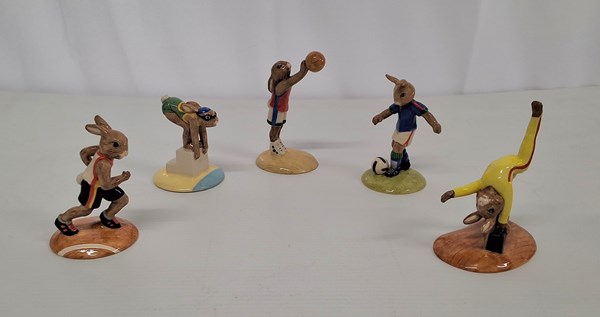 Lot 1404 - BUNNYKINS SPORTING FIGURES