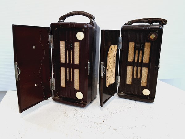 Lot 1223 - RADIOS