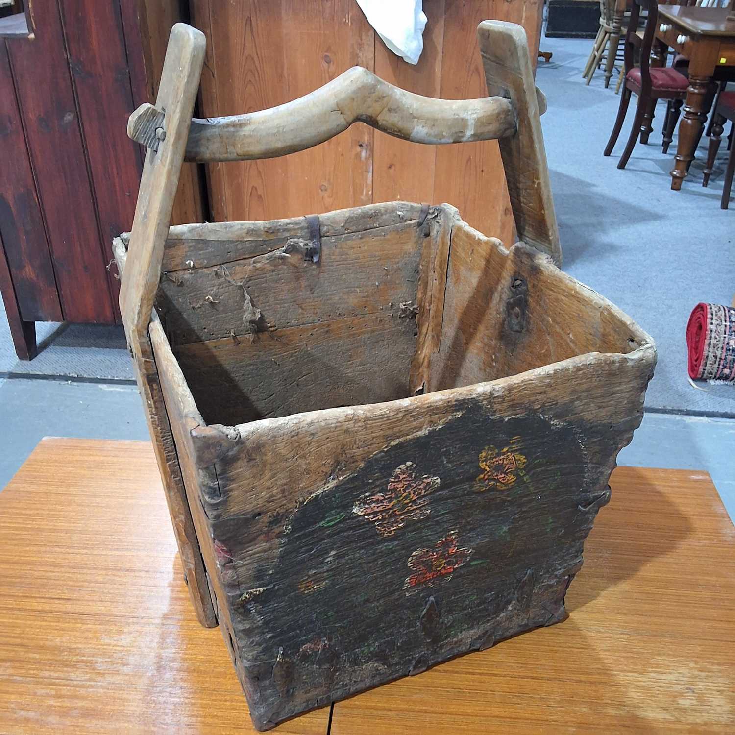 Lot 112 - TIMBER BUCKET