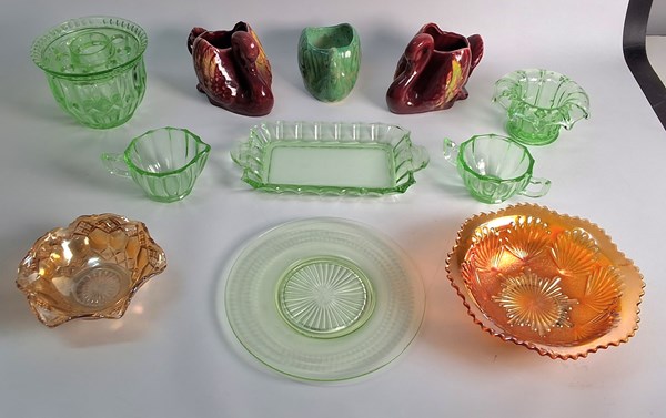 Lot 1189 - POTTERY & GLASS