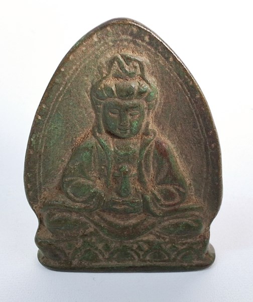 Lot 1049 - BRONZE AMULET