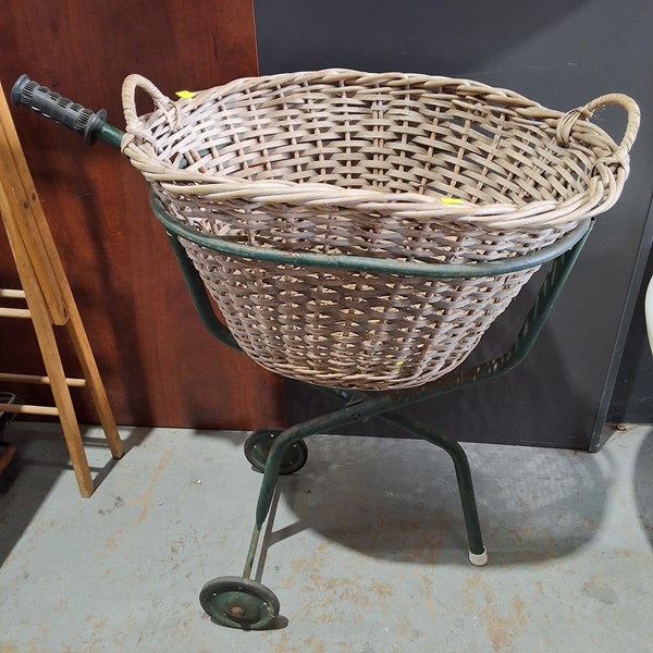 Lot 217 - LAUNDRY TROLLEY