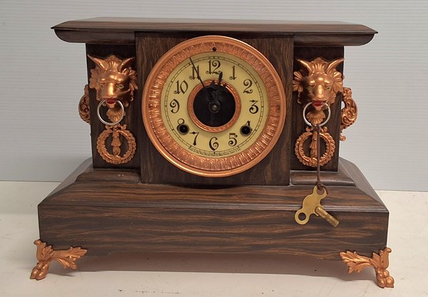 Lot 1278 - MANTEL CLOCK